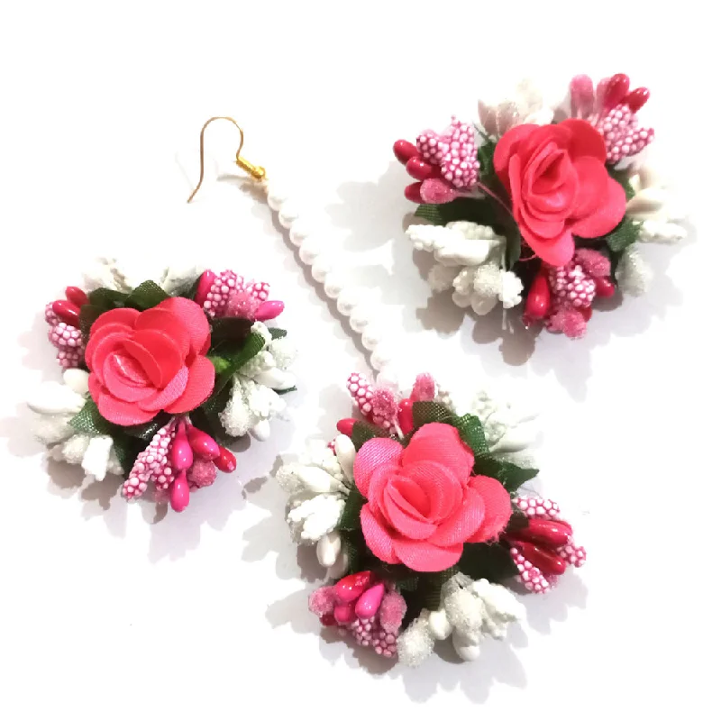 chandelier earrings for women-Kavyas Kreation Floral Earrings With Mangtikka