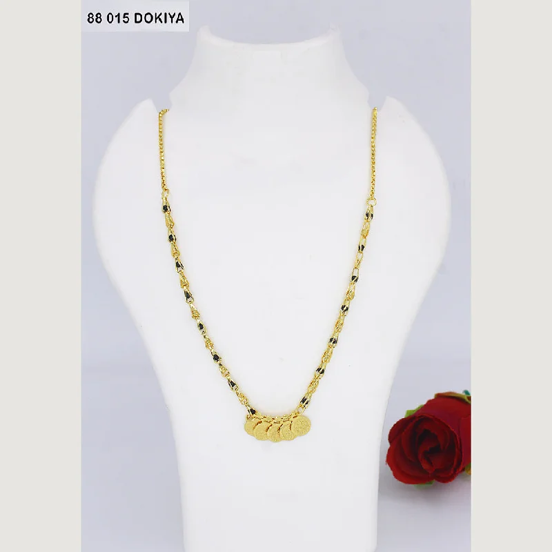 layered necklaces for women-Mahavir Dye Gold Dokiya Necklace