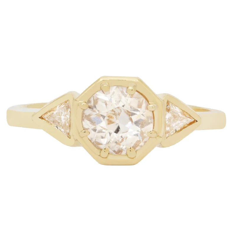 luxury fashion rings for women-Diamond Glow Cleopatra Ring