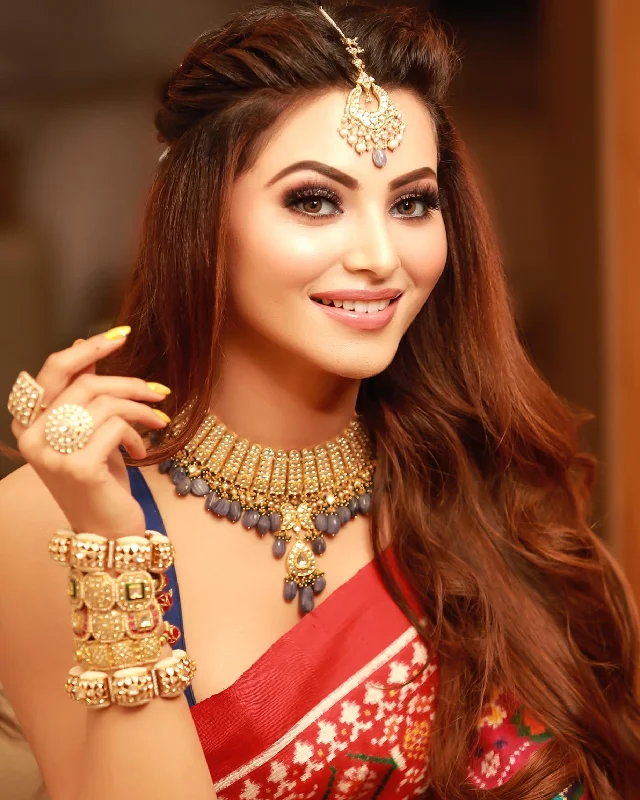 delicate pendant necklaces for women-Urvashi Rautela - Vishesha Polki Necklace