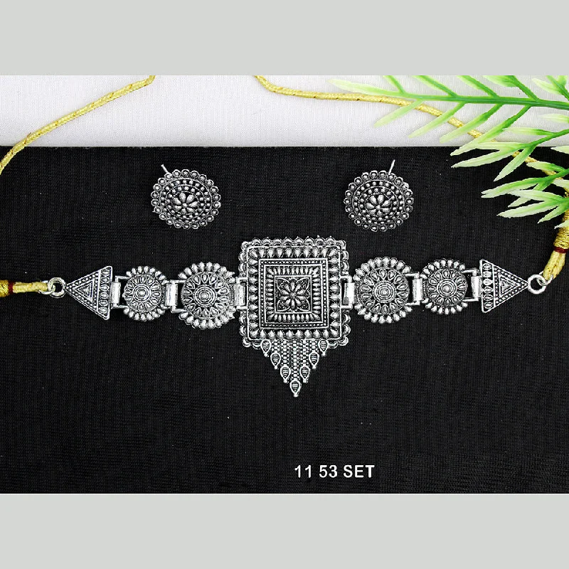 statement necklaces for women-Mahavir Oxidised Plated Necklace Set