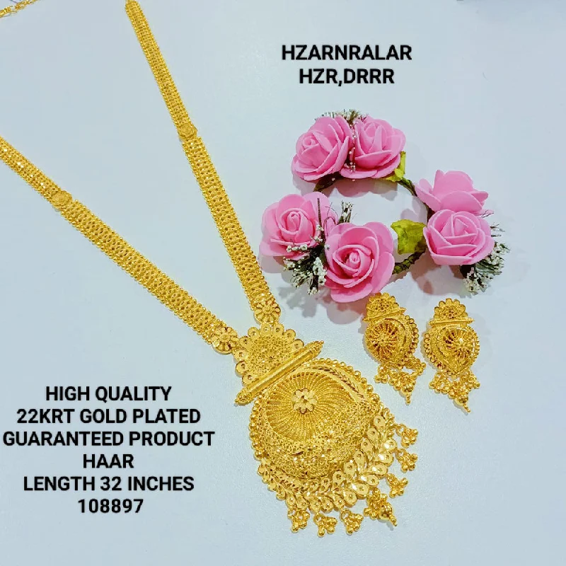 heart-shaped necklaces for women-Hanna & Zainy Forming Gold Long Necklace Set