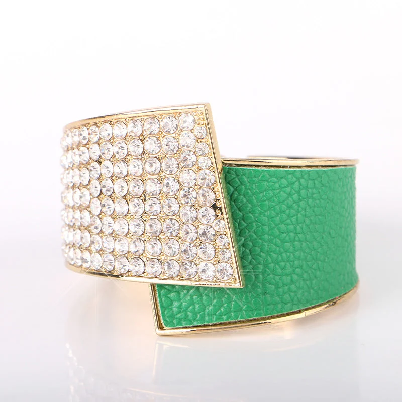 Green with Diamond