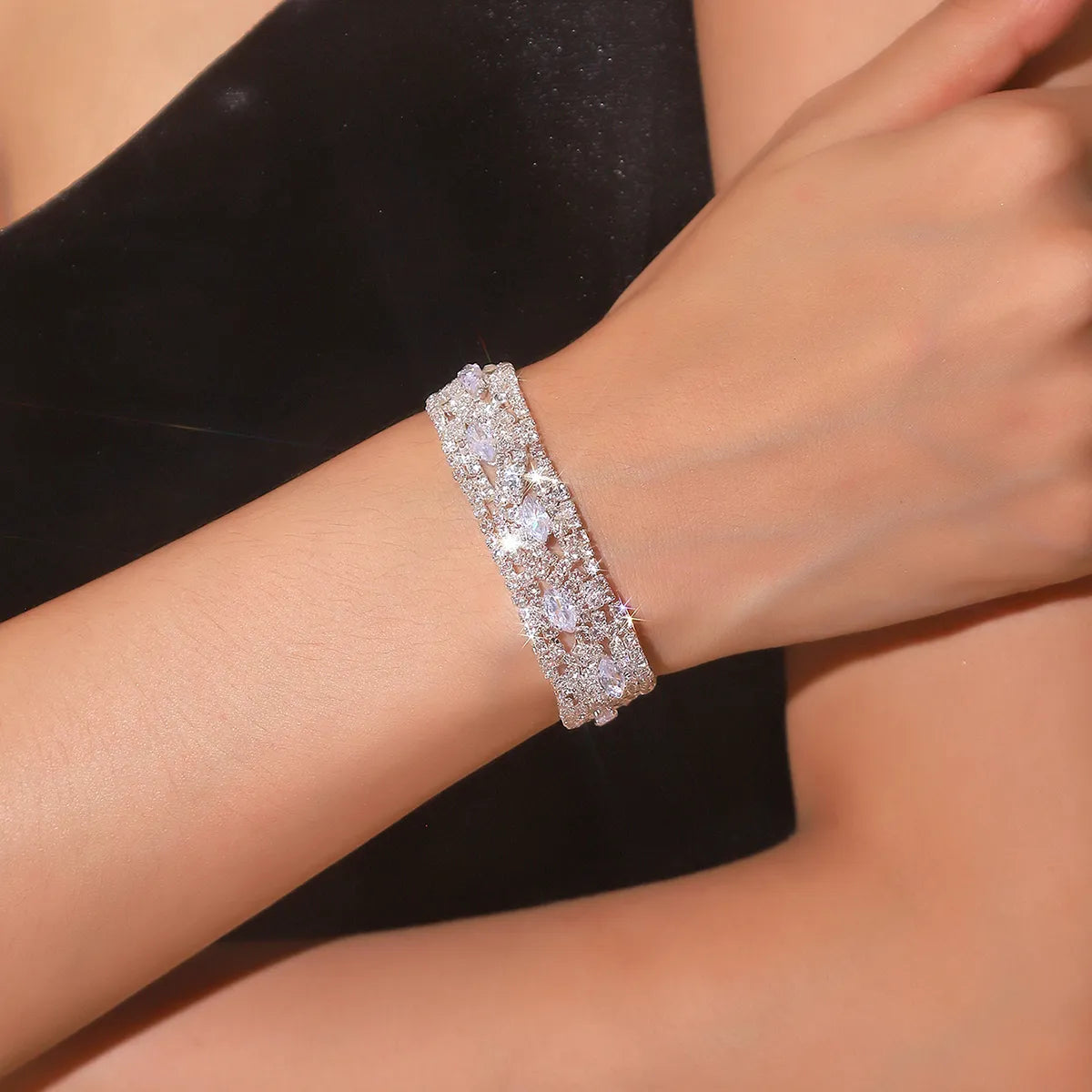 simple bangles for brides-Simple Style Solid Color Rhinestone Women's Bracelets