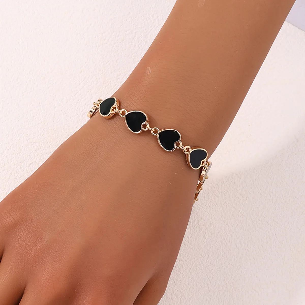 tennis bangles for women-Sweet Heart Shape Alloy Enamel Women's Bracelets